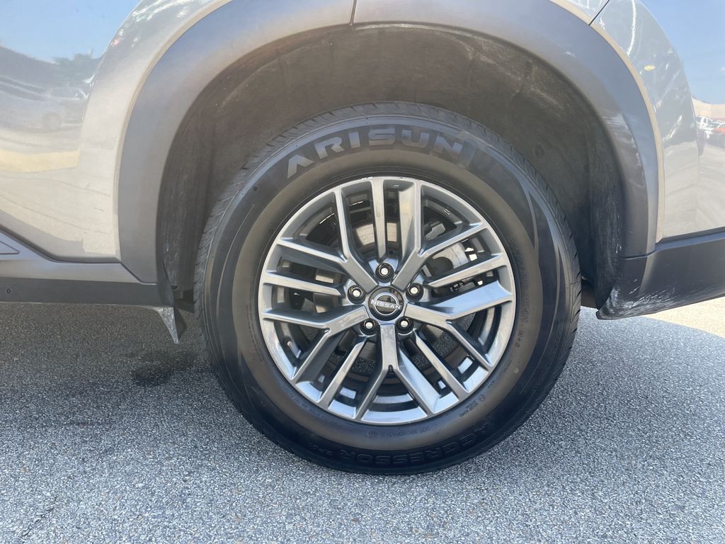 Used 2024 Nissan Rogue SUV