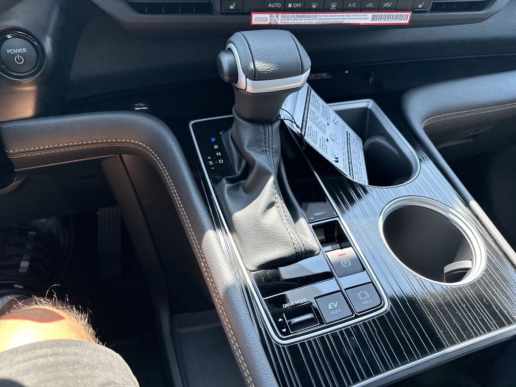 New 2026 Toyota Sienna Van