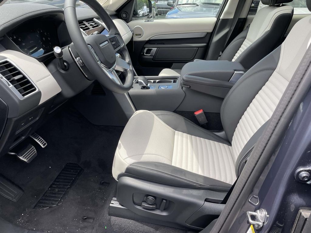 New 2026 Blue Land Rover  image 14