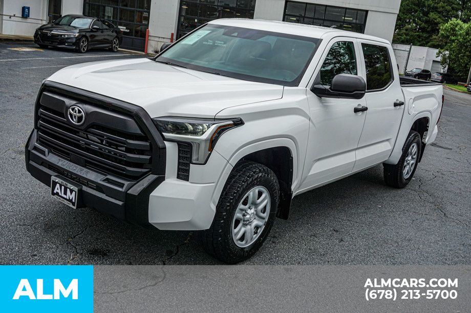 Used 2023 White Toyota SR image 15