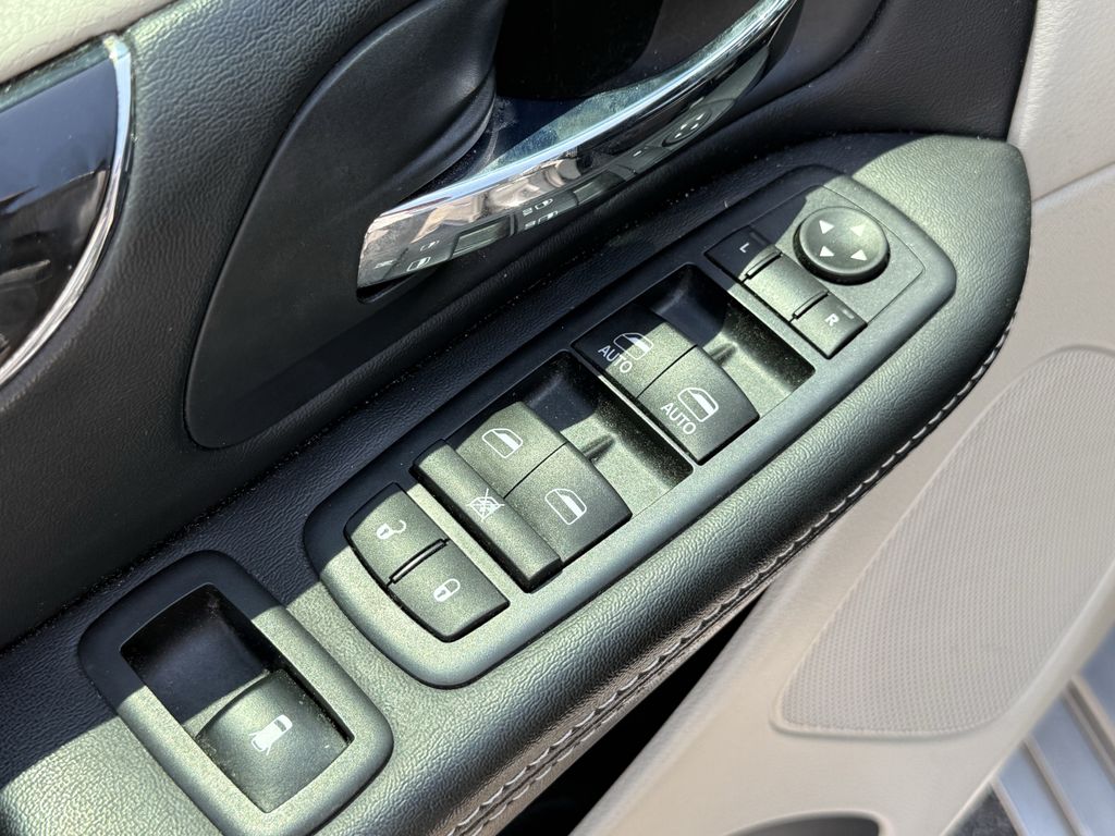 2016 Dodge Grand Caravan SXT Silver at Emmons Autoplex