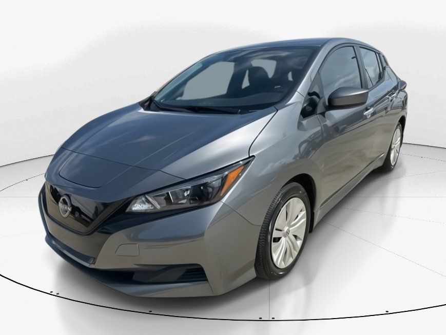 2024 Gun Metallic Nissan LEAF S FWD Hatchback
