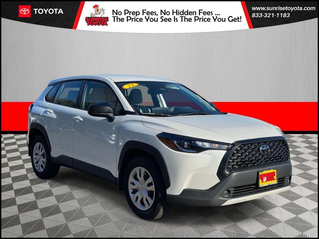 2023 Toyota Corolla Cross L's photo