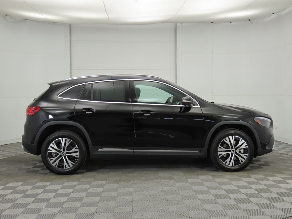 2025 Mercedes-Benz GLA 250 4