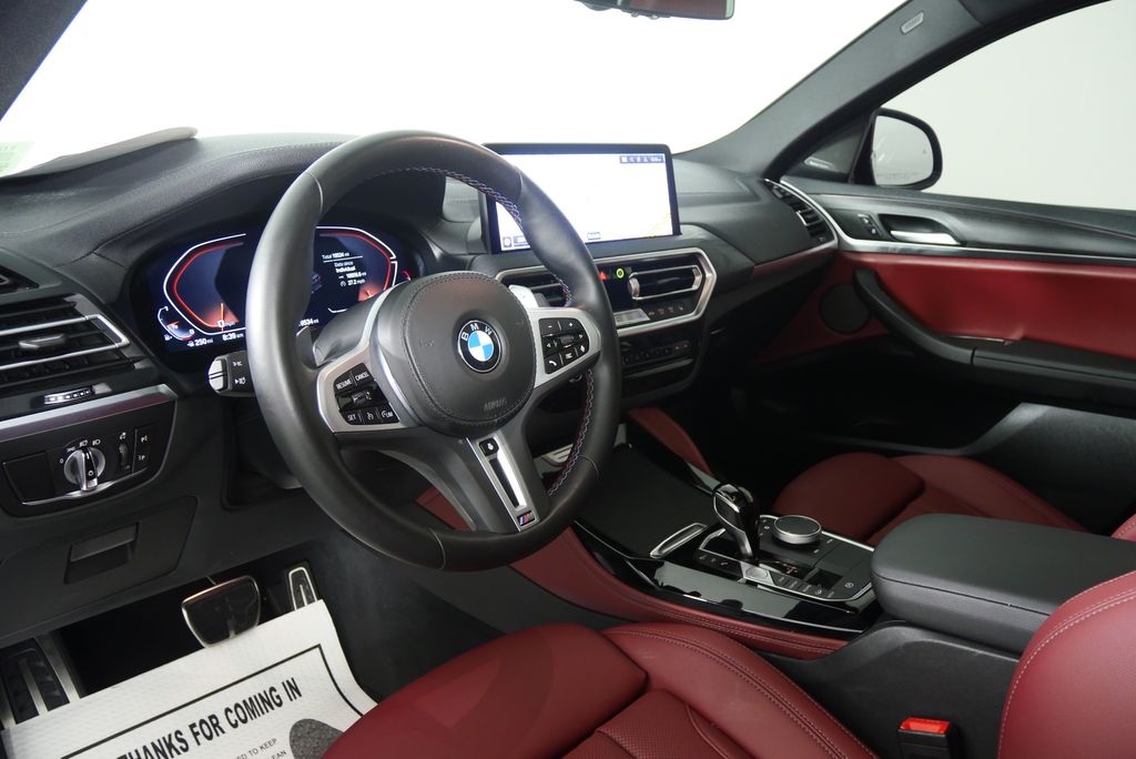 Thumbnail: 2023 BMW X4 - 13