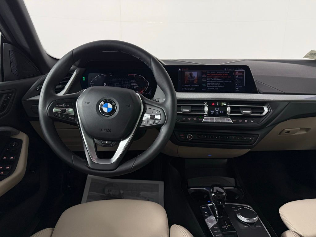 Thumbnail: 2023 BMW 2 Series - 15