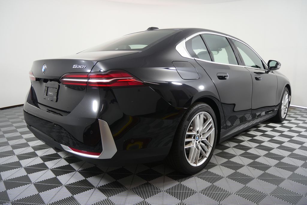 2025 BMW 5 Series 530i 3