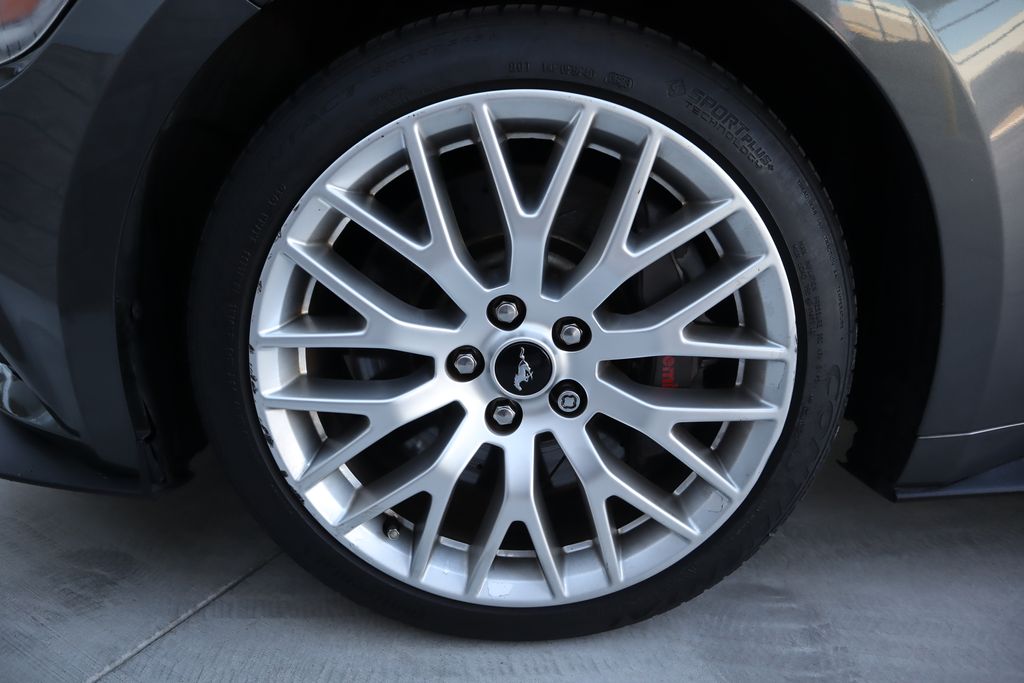 Thumbnail: 2017 Ford Mustang - 25