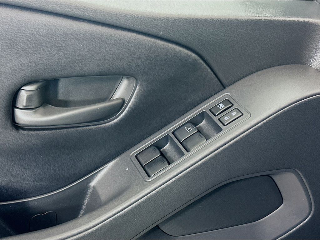 Thumbnail: 2025 Nissan Frontier - 17