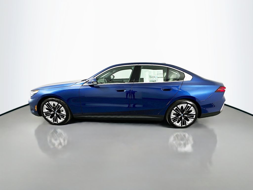 Thumbnail: 2026 BMW i5 - 8