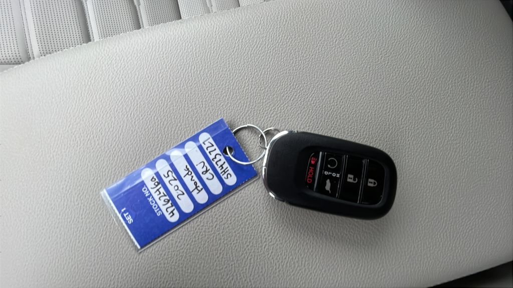 used 2025 Honda CR-V car, priced at $34,450