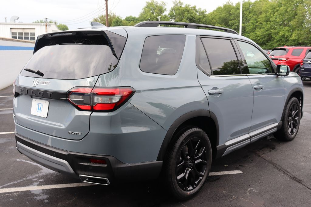 2025 Honda Pilot Black Edition 5