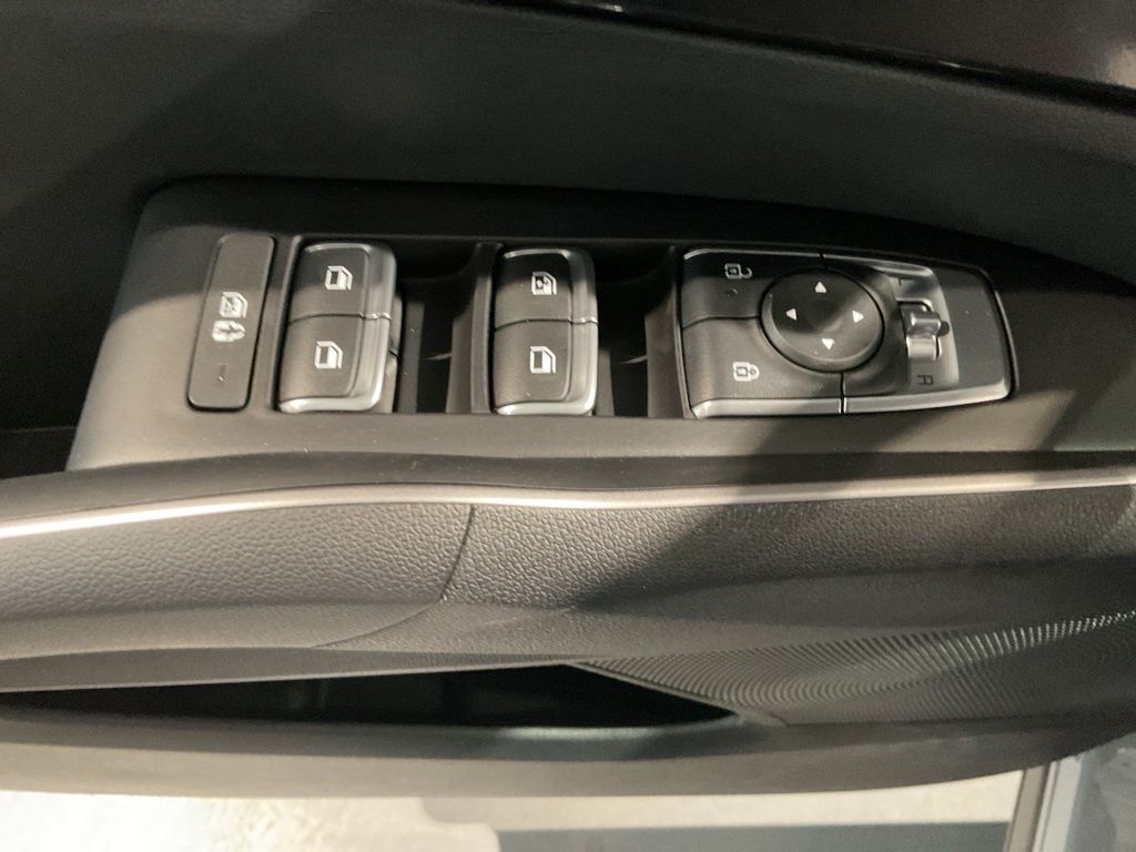 New 2026 Gray Kia S image 9