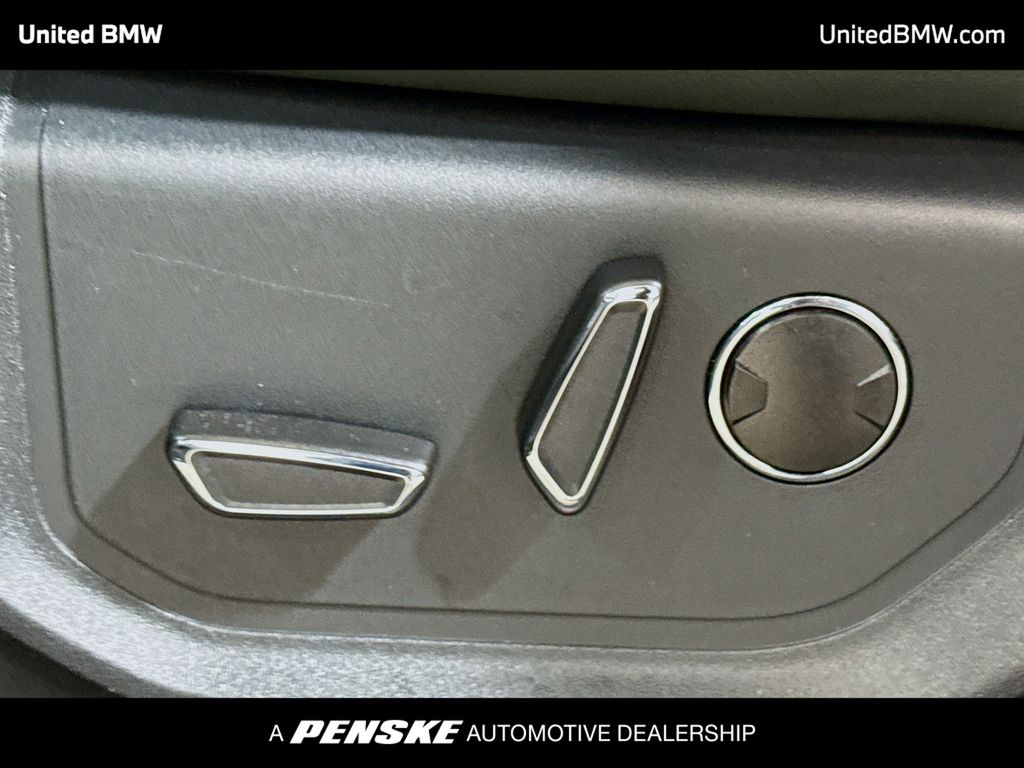 Thumbnail: 2022 Ford Expedition - 4
