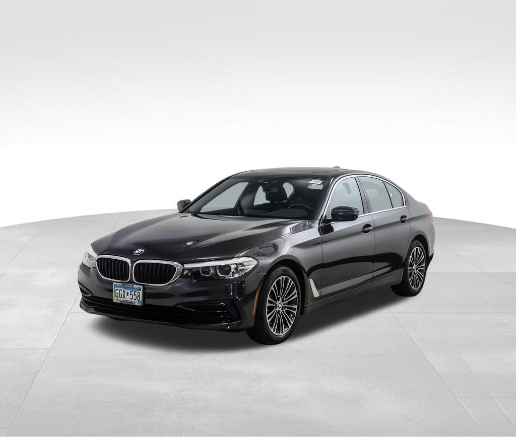 2020 BMW 5 Series 530i xDrive Hero Image