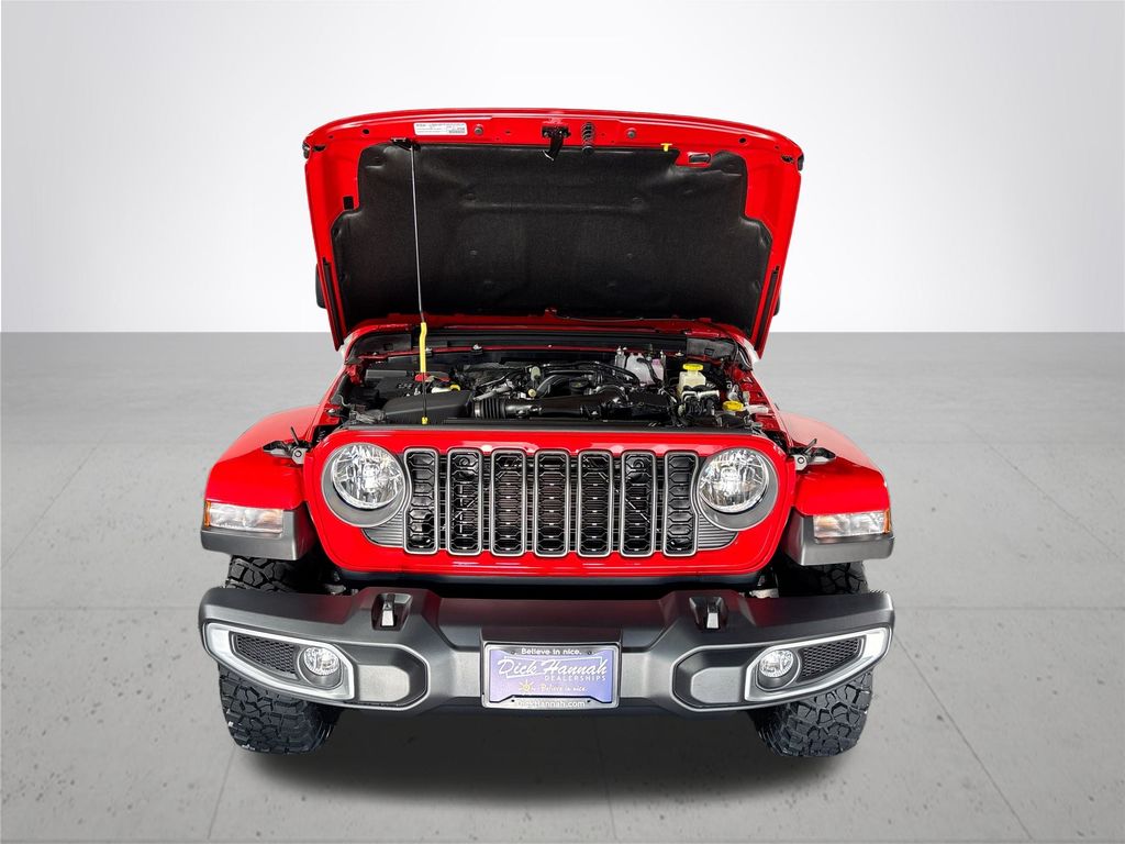 2025 Jeep Gladiator Sport