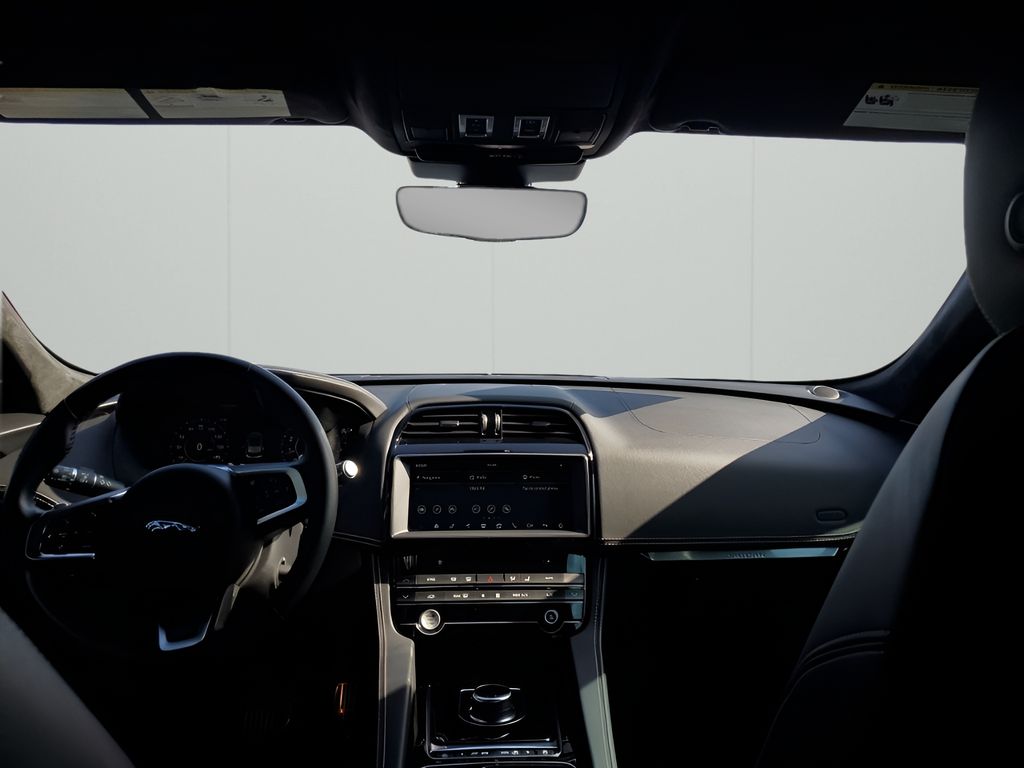 Used Car 2020 Jaguar F-pace  25t Checkered Flag For Sale Under $25,000 In Austin, Texas