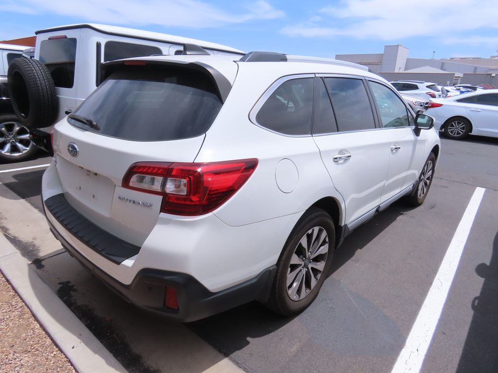 2019 Subaru Outback 2.5i Touring 4