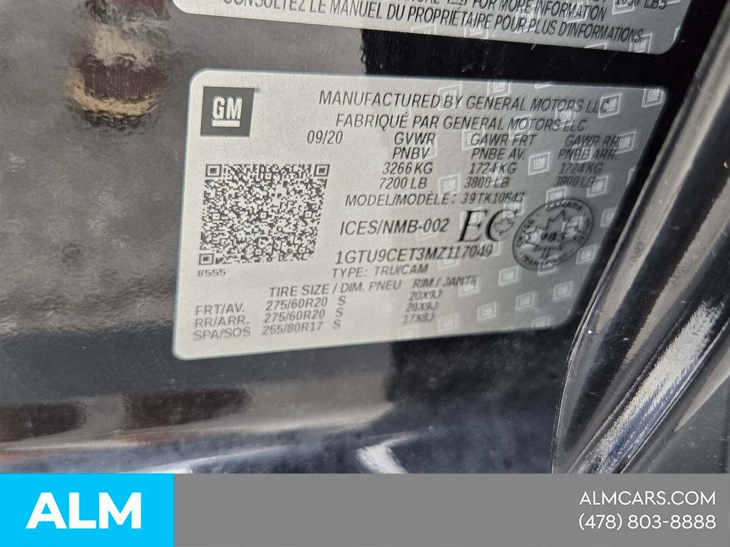 Used 2021 Black GMC Elevation image 18