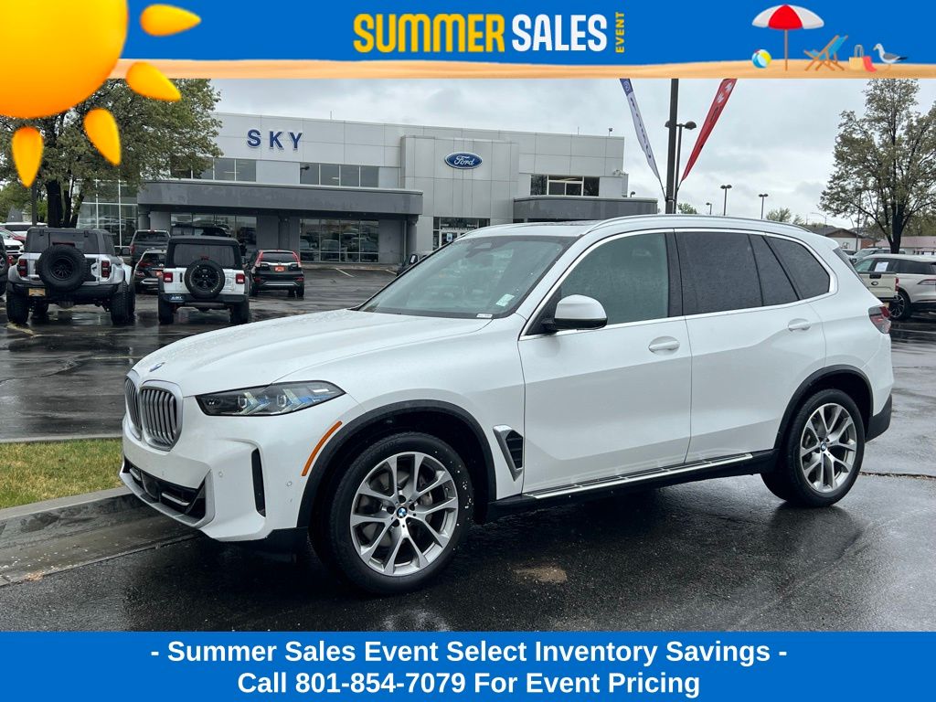 Mineral White Metallic 2024 BMW X5 SUV / Crossover All-Wheel Drive 8-Speed Automatic