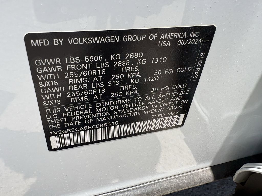 2024 Volkswagen Atlas 2.0T Peak Edition SEL White at DeMontrond Gulf Freeway