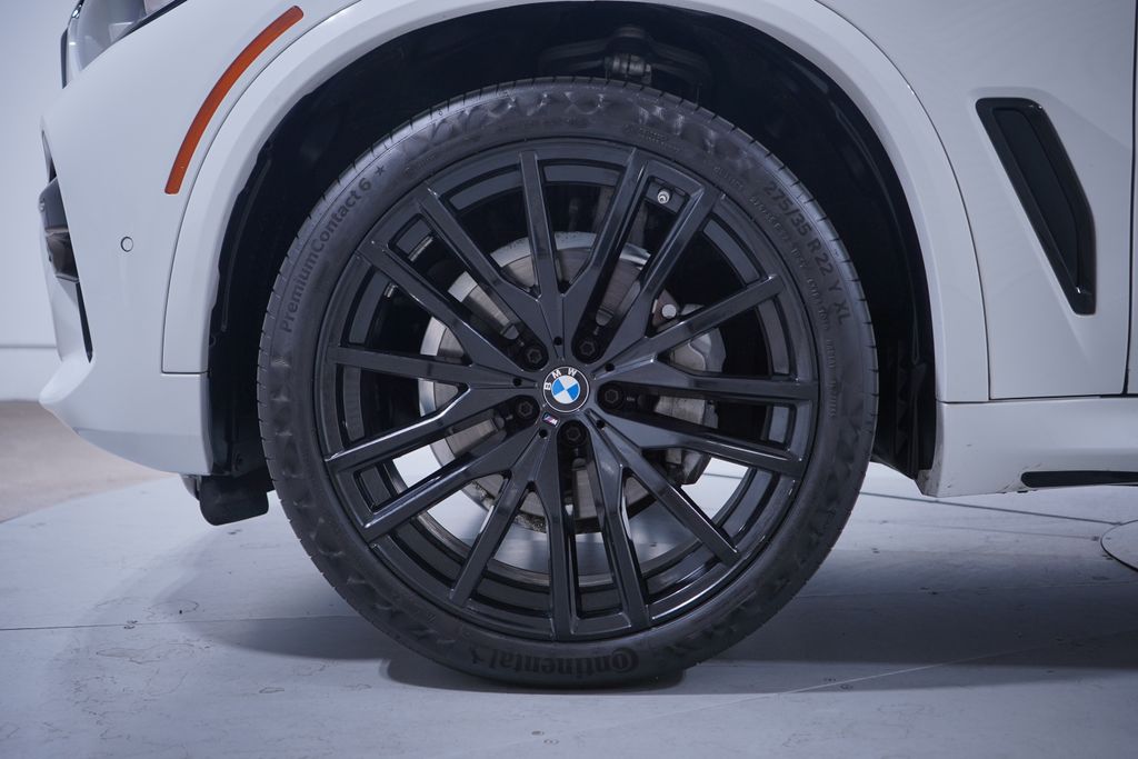 Thumbnail: 2021 BMW X5 - 2