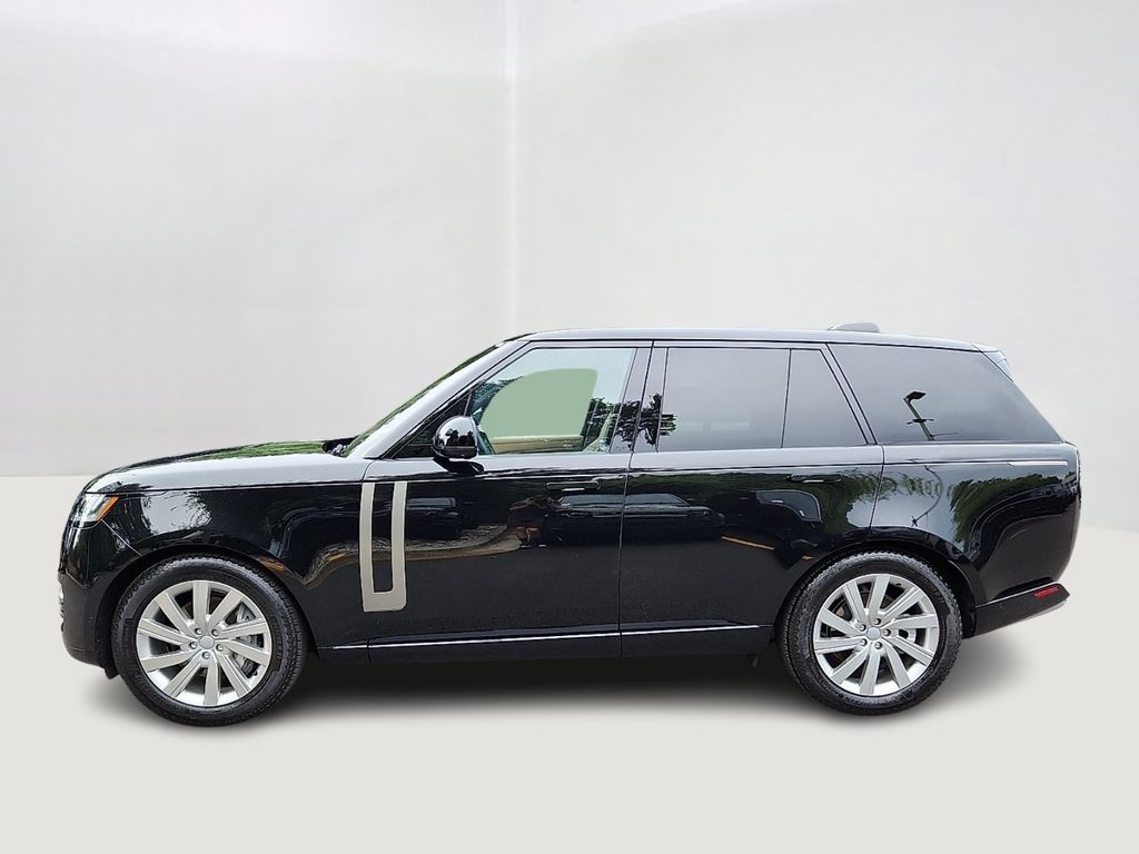 Thumbnail: 2023 Land Rover Range Rover - 7