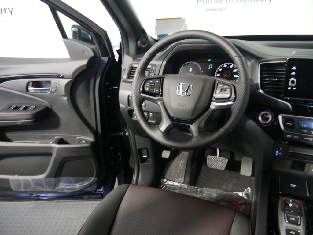 2025 Honda Ridgeline Black Edition 15