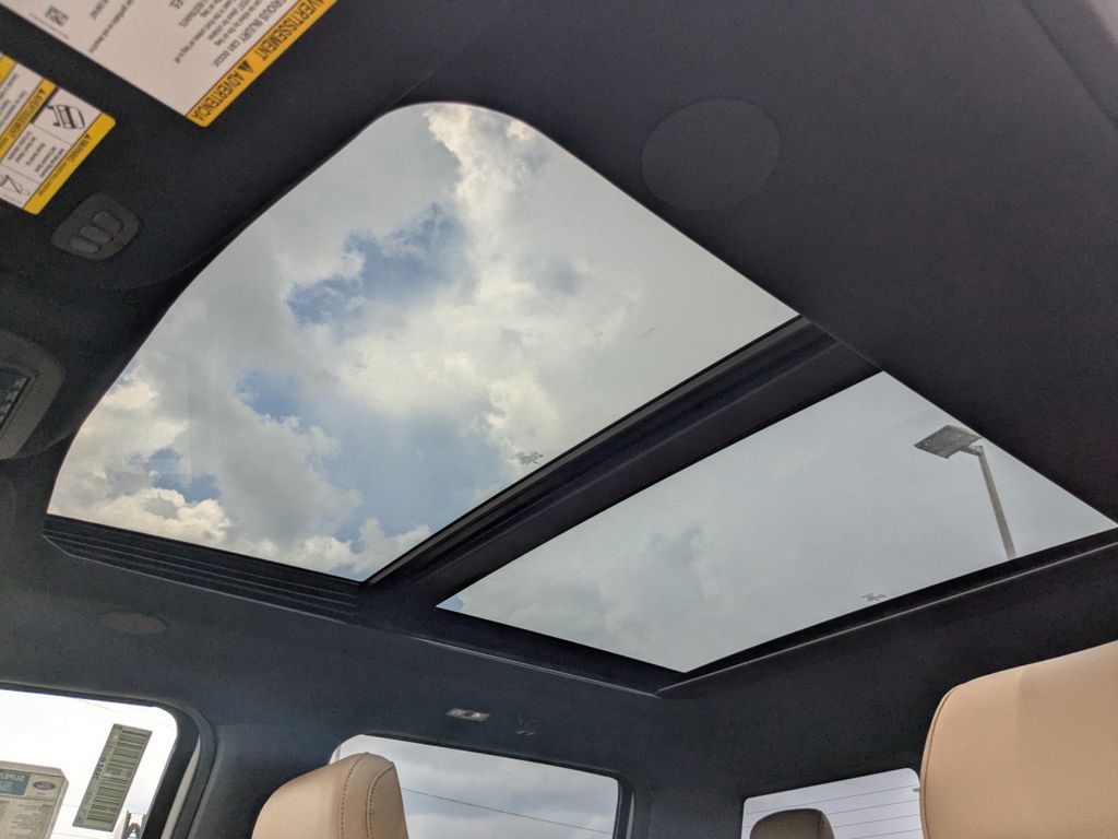 2025 Ford F-350 Super Duty Lariat