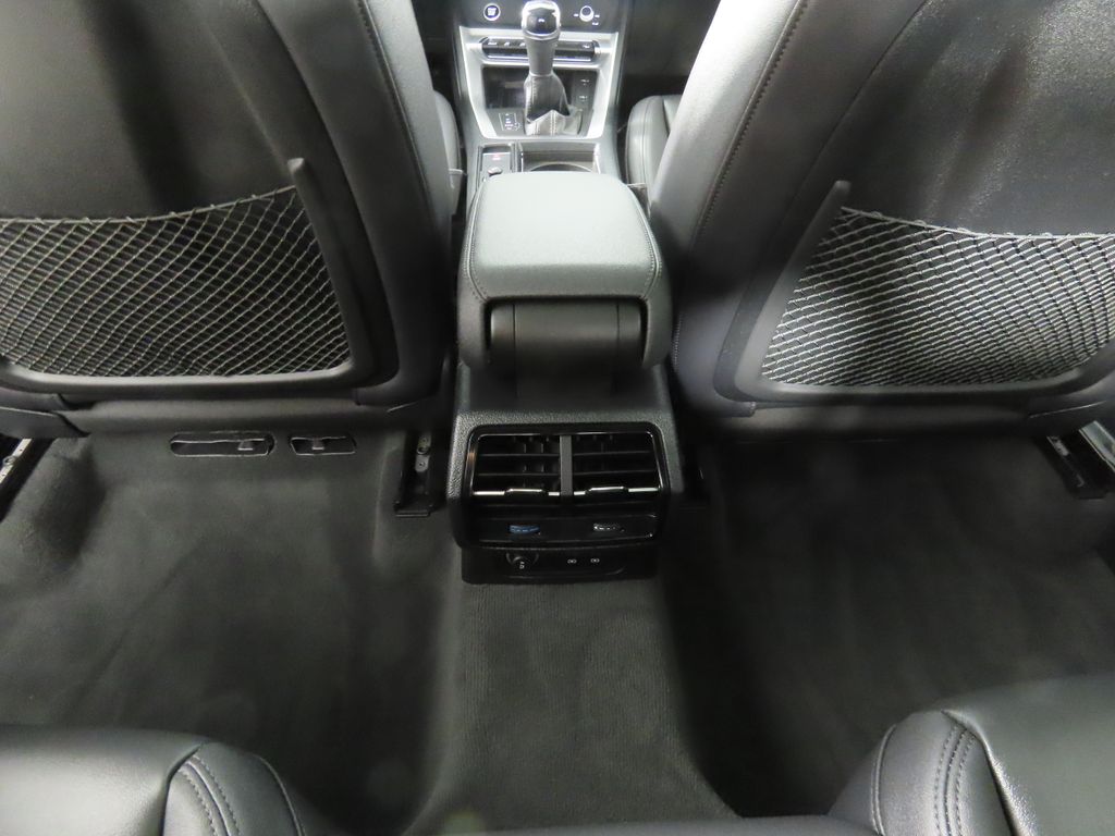Thumbnail: 2025 Audi Q3 - 27