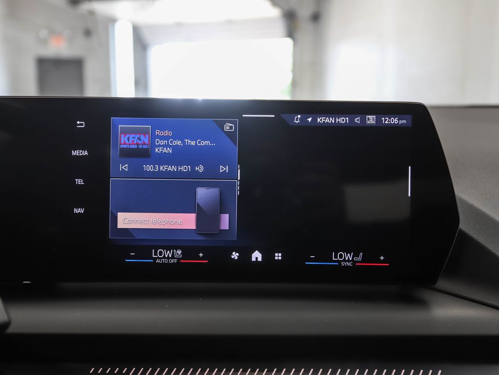 Thumbnail: 2025 BMW 2 Series - 15