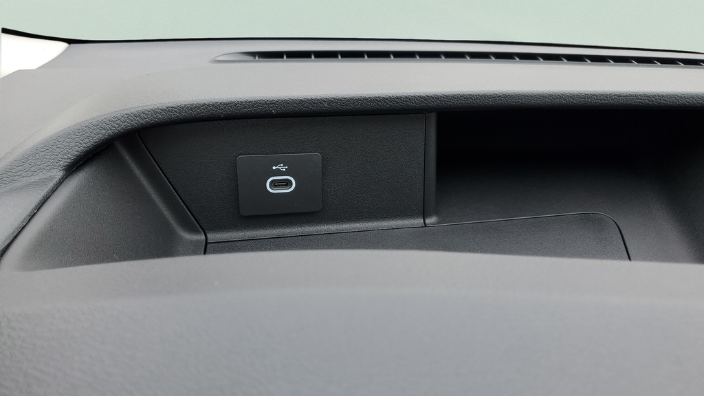 New 2026 White Ford Base image 31