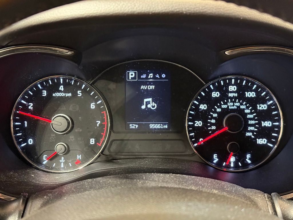 Thumbnail: 2017 Kia Forte - 23