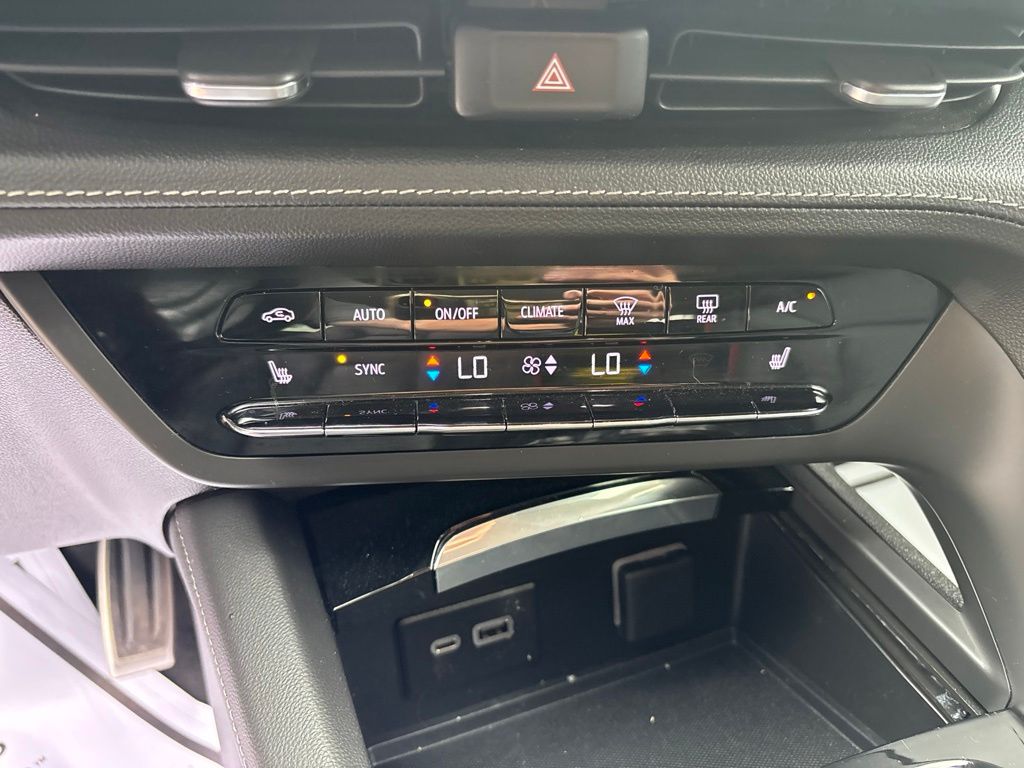Used 2023 Buick Envision SUV