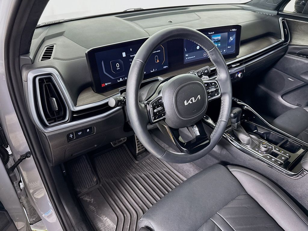 Thumbnail: 2025 Kia Sorento - 9