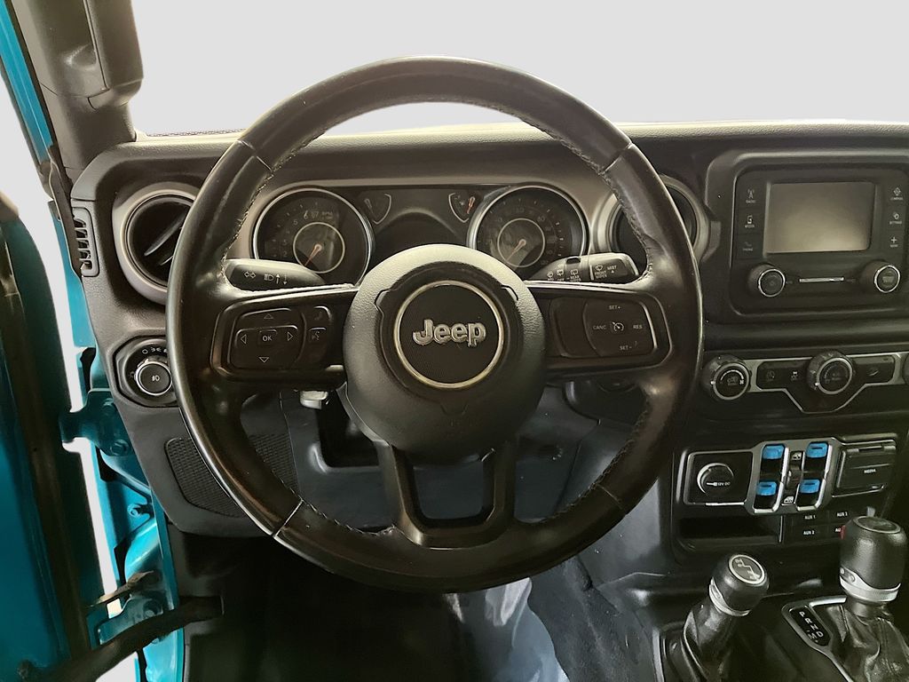 Used 2020 Bikini Pearlcoat Jeep Unlimited Sport S image 11