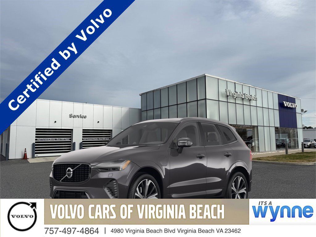 2023 Volvo XC60 B5 Plus Bright Theme AWD