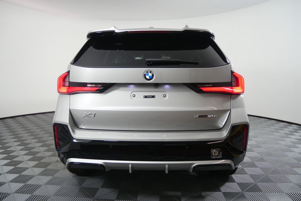 Thumbnail: 2025 BMW X1 - 4