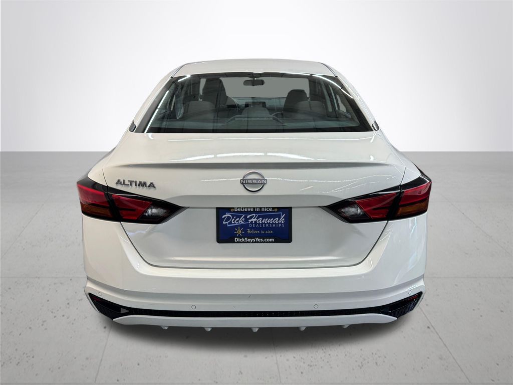 2024 Nissan Altima 2.5 S