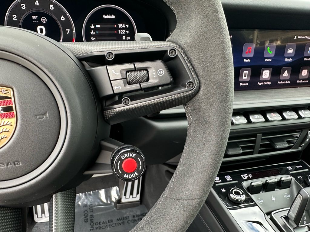 Thumbnail: 2026 Porsche 911 - 18