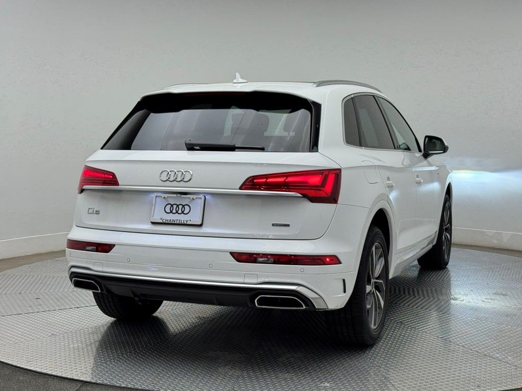2024 Audi Q5 e Premium Plus 10