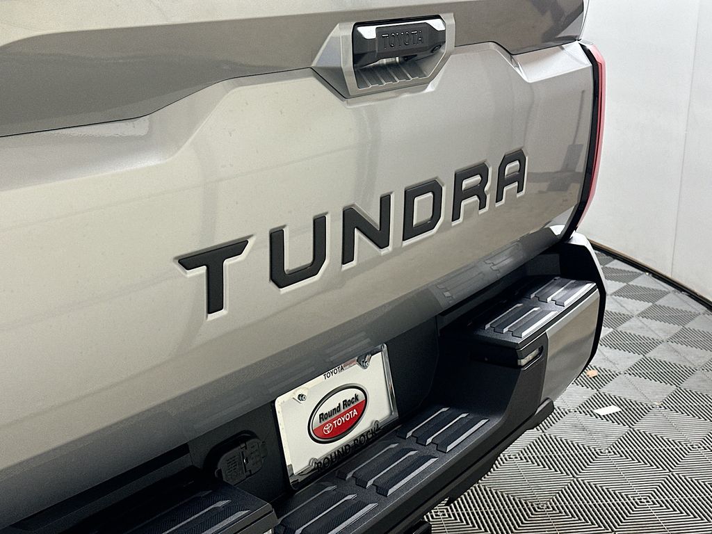 2025 Toyota Tundra SR5 21