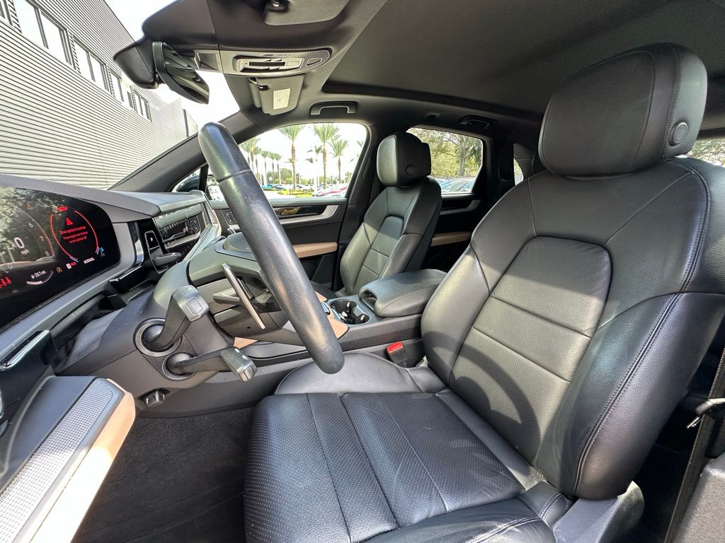 Thumbnail: 2024 Porsche Cayenne - 5