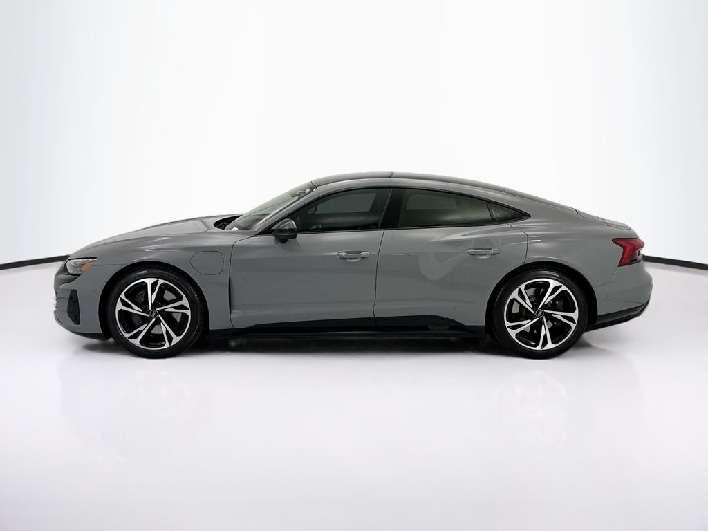 Thumbnail: 2023 Audi e-tron GT - 8