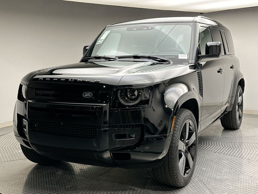 2025 Land Rover Defender 110 -
                Paramus, NJ