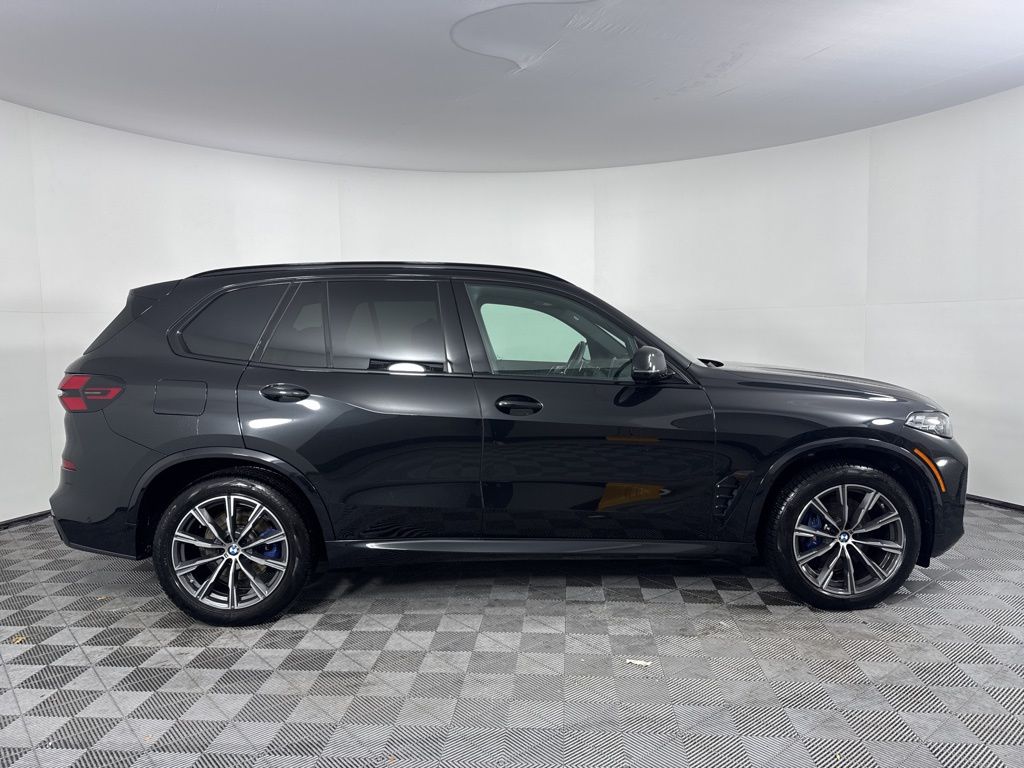 Thumbnail: 2024 BMW X5 - 4