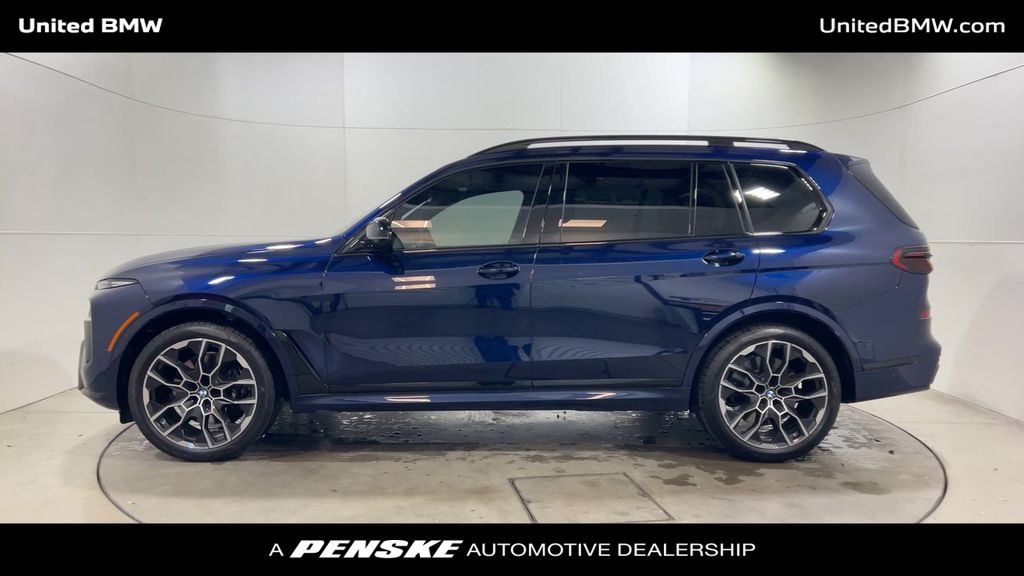 Thumbnail: 2026 BMW X7 - 5