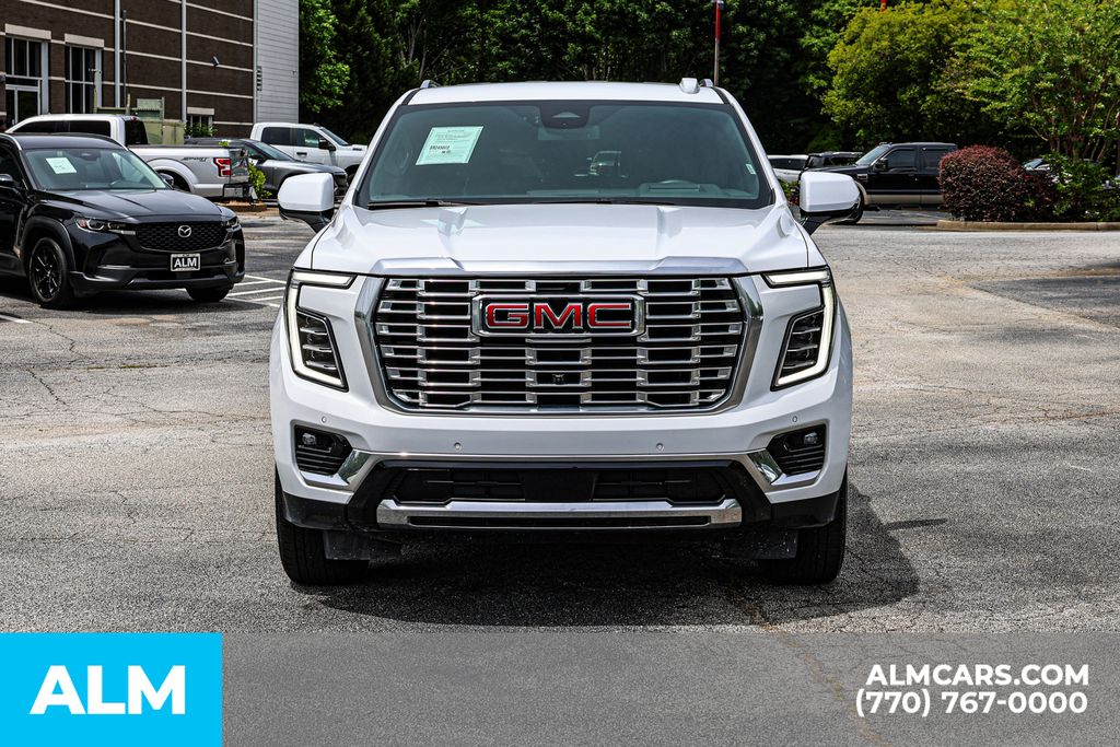 Used 2025 White GMC Denali image 11