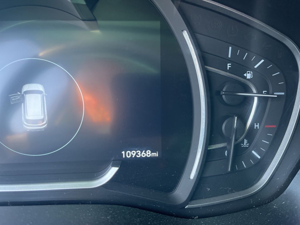 Thumbnail: 2019 Hyundai Santa Fe - 5
