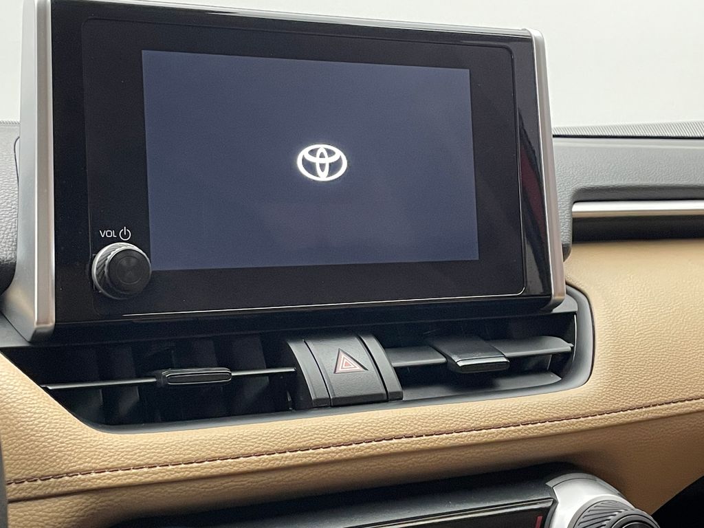 Thumbnail: 2023 Toyota RAV4 - 27